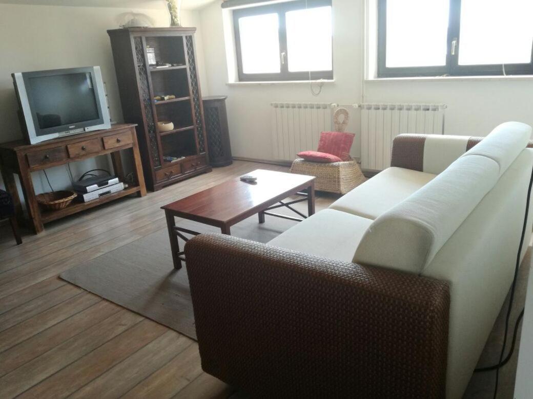Nice, Cosy Studio Apartment With Shared Outdoor Pool Banjole Luaran gambar
