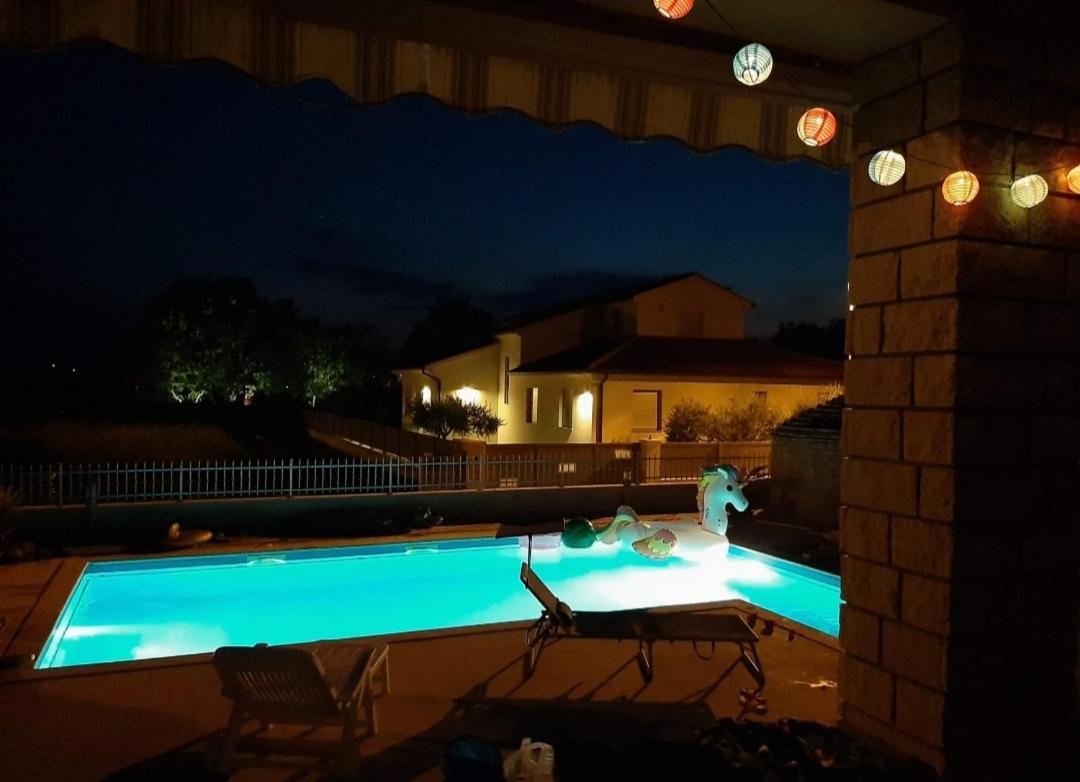 Nice, Cosy Studio Apartment With Shared Outdoor Pool Banjole Luaran gambar