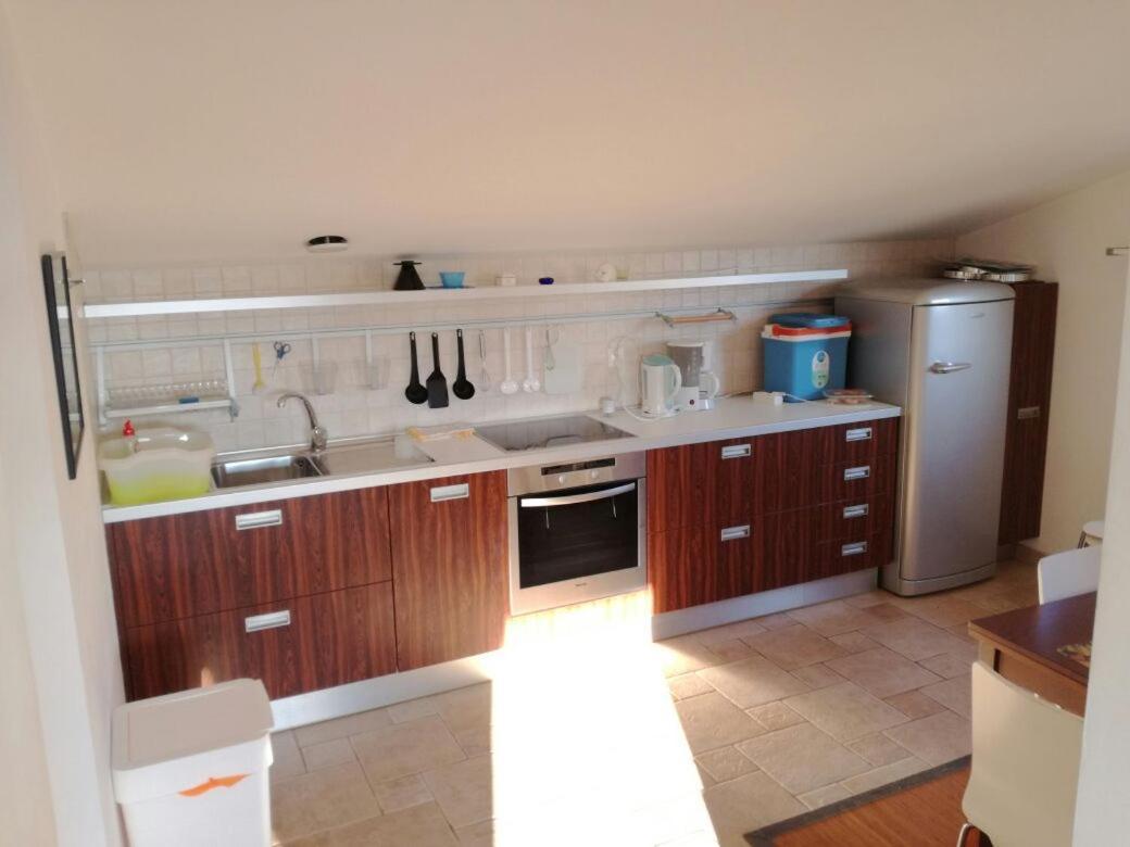 Nice, Cosy Studio Apartment With Shared Outdoor Pool Banjole Luaran gambar